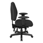 Sedia da ufficio ergonomica nera a schienale medio, monoposto, braccioli e supporto lombare regolabili