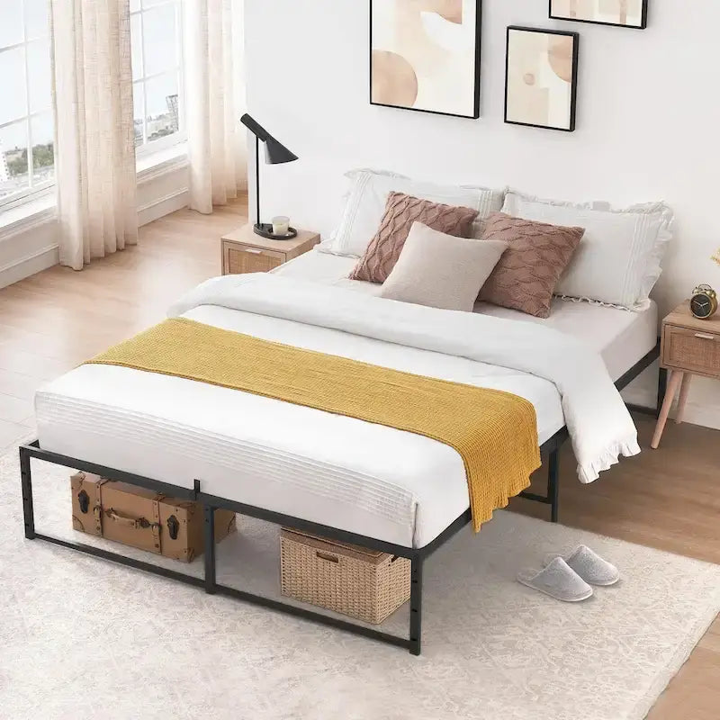 Struttura letto a piattaforma in metallo nero, altezza 35,5 cm, una piazza/una piazza e mezza/matrimoniale, 1–2 persone