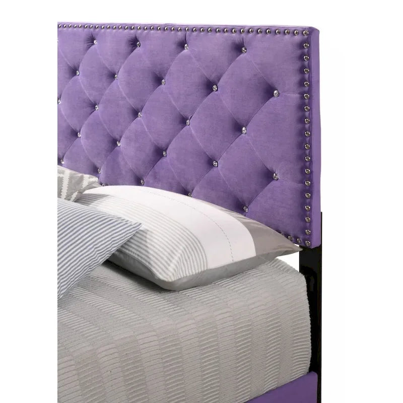 Letto a piattaforma in velluto viola, finiture con borchie, Queen, 1 persona
