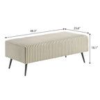 Set letto a pannelli con testiera ad alette in velluto a coste color crema con 2 comodini e panca (Queen/King, 2 persone)