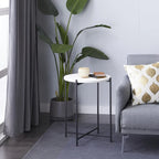 Tavolino Rotondo in Terrazzo Bianco con Gambe in Metallo Nero